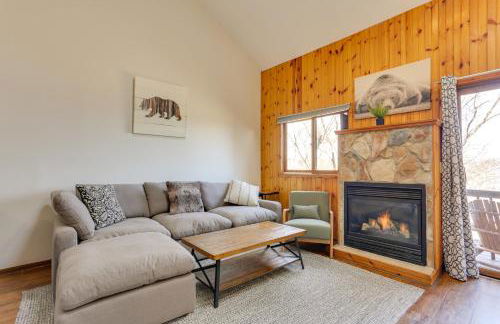 Vernon Township Vacation Rental with Private Balcony - Foto 4