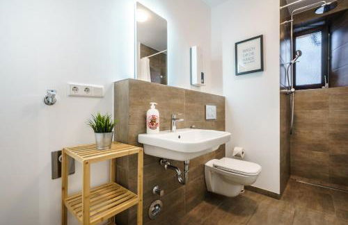 Greenfield I schönes OfficeStudio I W6 I Neu I Küche I Smart TV I P - Foto 5