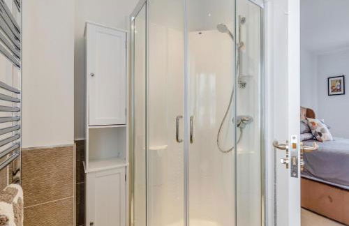 One The Loan - Photo 17