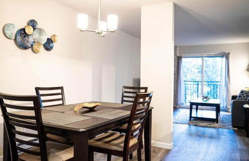 Modern Cozy next to Microsoft, Queen Bed, Parking - Foto 5