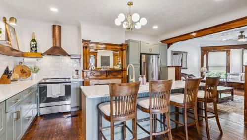 Meerkat Manor- 5 Min Drive to CLE Clinic - Foto 2