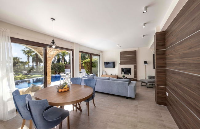 Ayia Napa Seafront Ionion Villa H5 - Photo 49