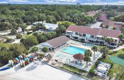 Private Beach Access 2 Pools Waterfront Oasis - Foto 39