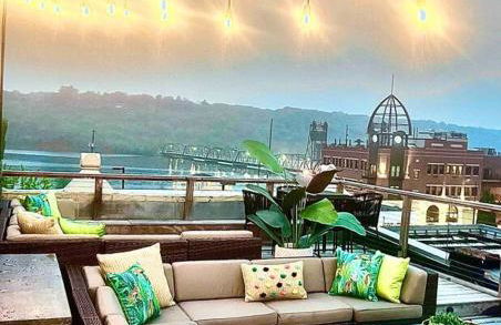 Lumberjack Inn with rooftop - Foto 1