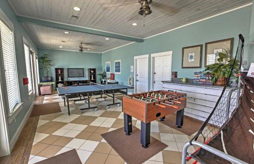 Breezy Galveston House with 2 Decks and Ocean Views! - Foto 35