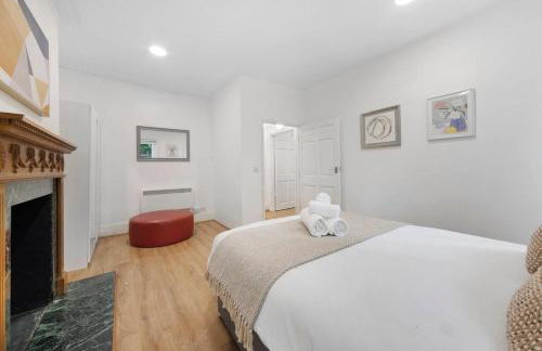 2 Bed Piccadilly Apartment 3 - Photo 2