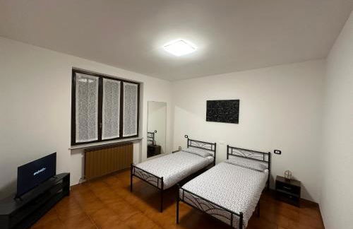 Grace Place Apartment - Self Checkin 24h - 15 min Malpensa - Free Parking - Foto 9