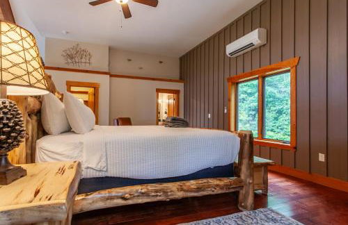Chasing Sunsets: A Cozy 2-Bedroom Cabin in Smoky Mts with Stunning Mountain Views. - Foto 31