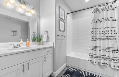 Spacious Family Retreat Near Ski Resorts - Foto 35