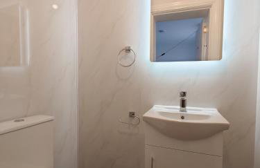 Centra Woodgreen - Foto 3