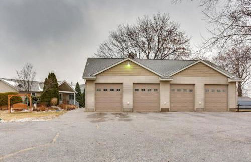 Large 2 bedroom on the water - Foto 19