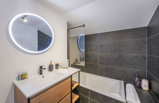 4 Bedroom Duplex With Large Balcony and Parking - Foto 10