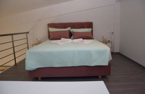 Olympia Suites - Photo 40