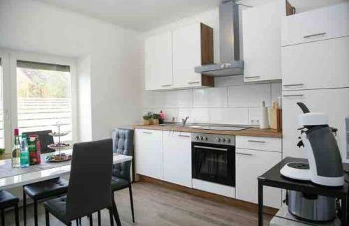 Wunderschöne und moderne Ferienwohnung mit Garten - Photo 9