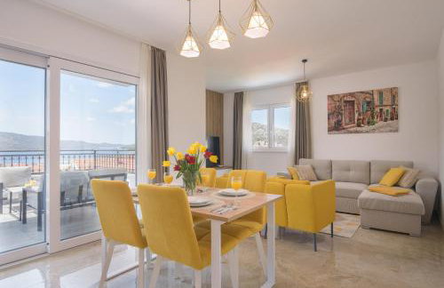 Villa Barbara & Zoran with heated swimming pool - Photo 80