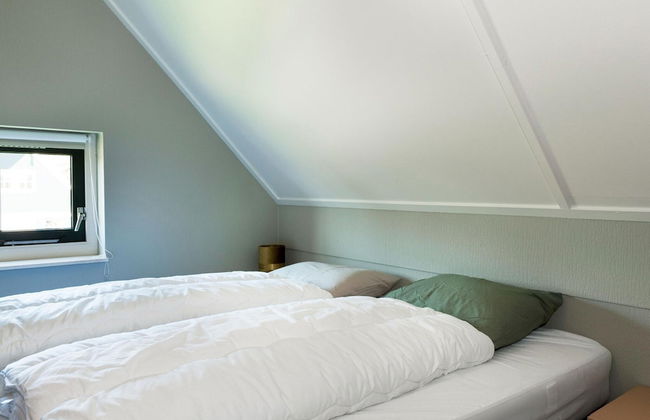 Family House With Wellness - Photo 4