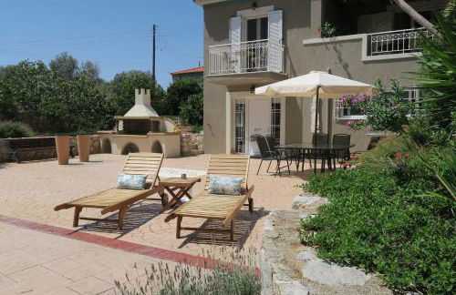 Aeolos beachfront family residence - Foto 29