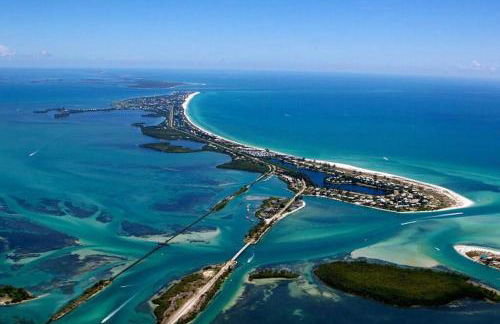 Luxury Waterfront Home With Heated Pool & Hot Tub - Foto 40