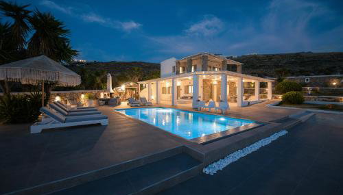 Villa "Kalli" with private pool - beachfront - Kalo Livadi - Foto 1