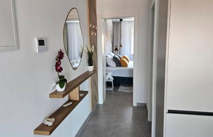 Blue Moon Apartment, now with Jacuzzi - Photo 2