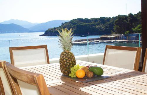 Kalamota Beach House - Photo 14