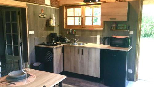 Bungalow 2 pièces, SDB, terrasse, Piscine de mai à octobre - Foto 3