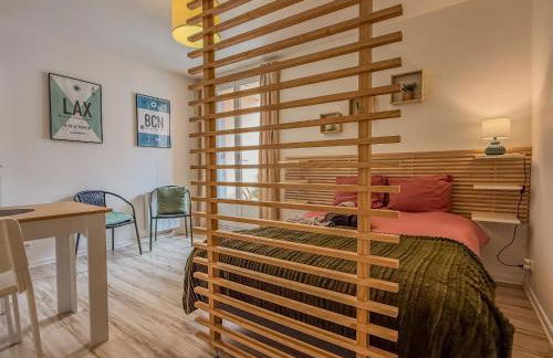 Studio charmant avec balcon en centre-ville - Foto 1