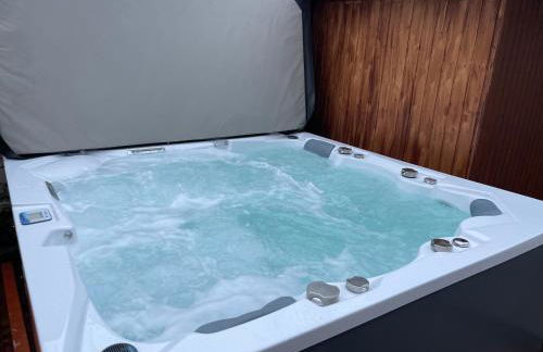 Winter Oase Beheizter Whirlpool Sauna und Kamin - Foto 27