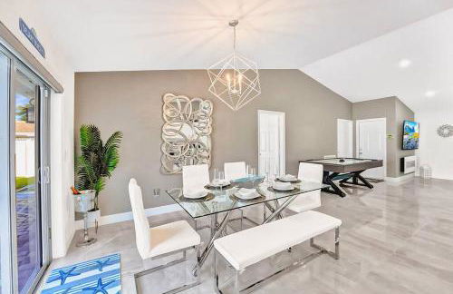 Glamorous Newly Built Pool Home, Tiki Hut, Huge Patio, Air Hockey in Delray Beach Near The Ave! - Foto 15