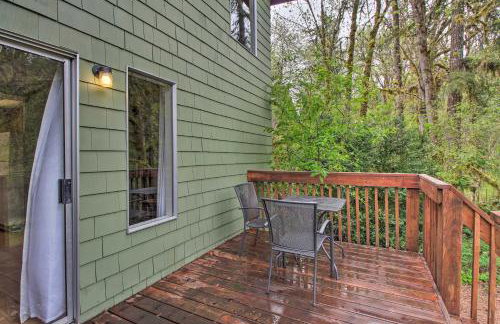 Vida Cabin with Yard and Grill on McKenzie River! - Foto 16