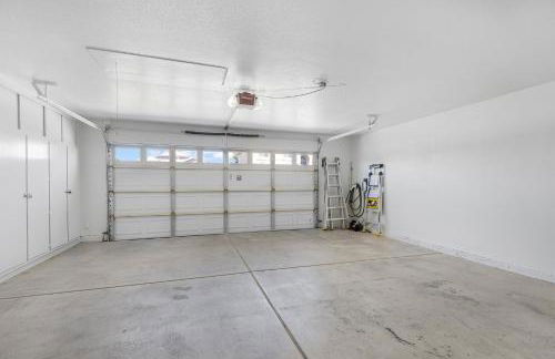 Sparkling Saltwater Pool - Spa - Firepit - WiFi - 4BR 3BA - Near Top Golf Courses - Foto 44