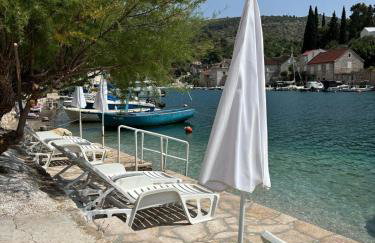 Amare Apartments - Photo 6