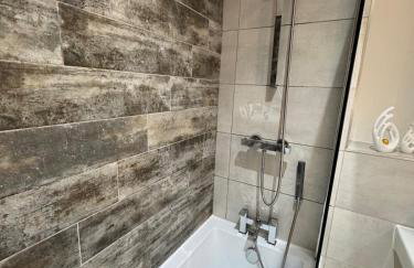 Stylish 2-Bed Apartment by Manchester City Cente - Foto 34