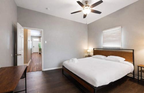 Historic CozySuites 4BR 2BA with a modern touch - Foto 7