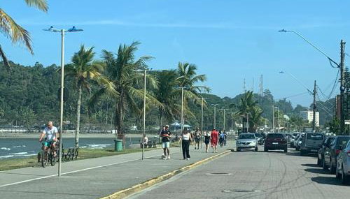 Casa para até 10 pessoas com 2 banheiros, 1 quente - Foto 3