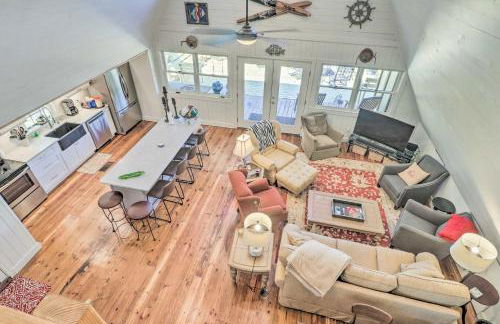 Lake Martin Cabin with Luxury Dock and Kayaks! - Foto 13