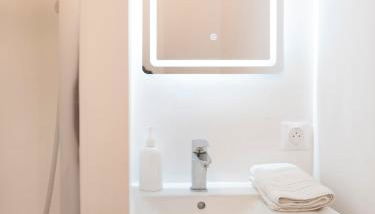 Hôtel des Cousines Anais Appartement 4 personnes Nancy - Foto 4