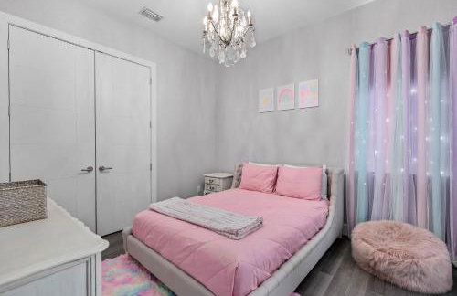 Luxury 6BR Villa w Pool & Cinema 4mi to Disney - Foto 57