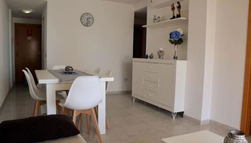 Apartamento céntrico en la playa con piscina. - Foto 4