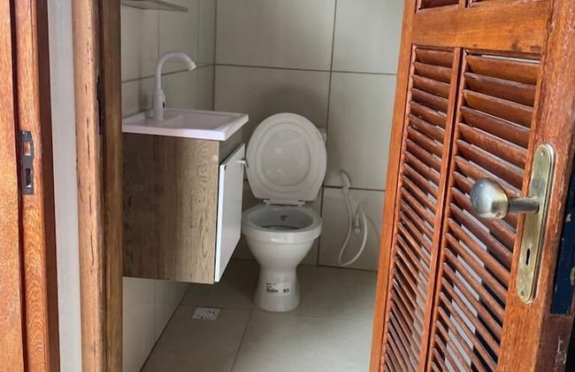 Suítes aconchegantes com piscina e praia - Foto 26