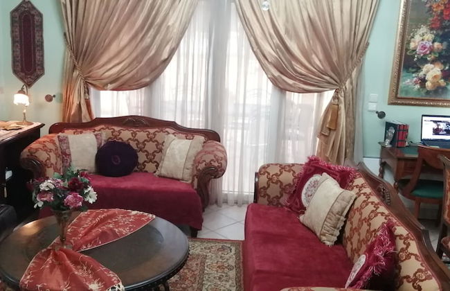 Helen's family home - Photo 27