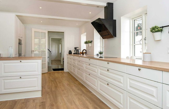 14 Person Holiday Home in Rodding - Foto 22