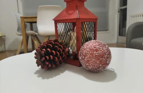 acogedor, con garaje, céntrico. - Foto 2