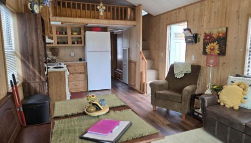 Cabin 9 ~ Toronto Lake: Fishing, Swimming & More! 1 Bedroom Cabin by RedAwning - Foto 5