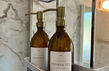 Newly Refurbished Komiza Haven - Photo 14