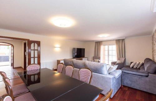 Golden Villa - Photo 24