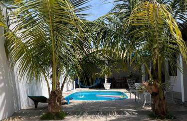 Morada do Zinho - Piscina, churrasqueira, lareira e 250 metros da praia - Foto 6