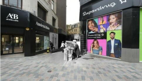 #115 ModernCity Escape Central Apartment- 10 mins to Royal Albert Dock Liverpool- Sleeps 4 - "Perfect for contractors and Families " - Foto 2