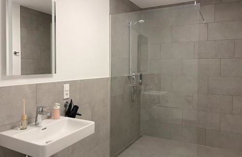 Moderne Apartments im Herzen der Stadt I private Tiefgarage mit Ladesäulen I home2share - Foto 70