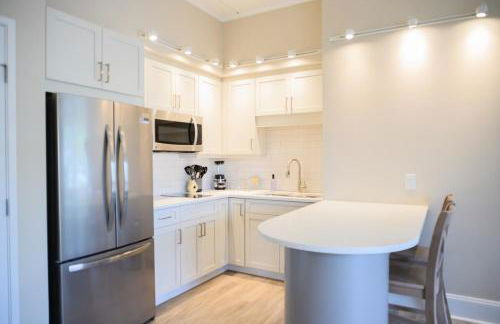 Coastal Luxury Studio One Block to Big Rock - Foto 3